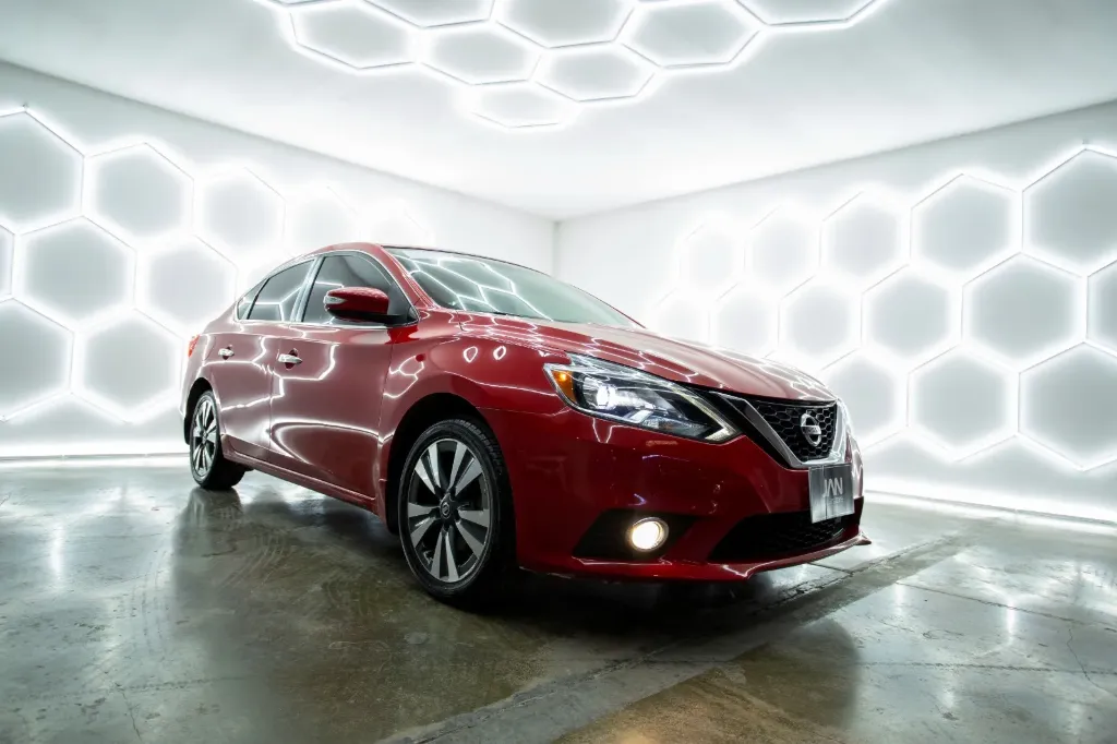 NISSAN SENTRA EXCLUSIVE 2018