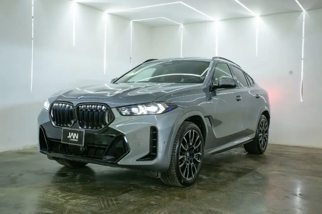 BMW X6 XDRIVE40i M SPORT 2025