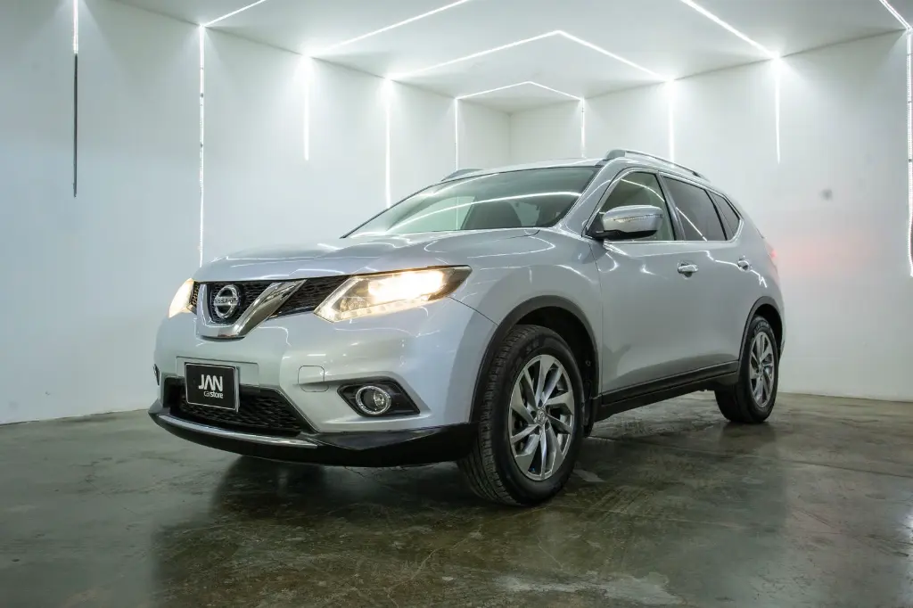 NISSAN XTRAIL ADVANCE 2015
