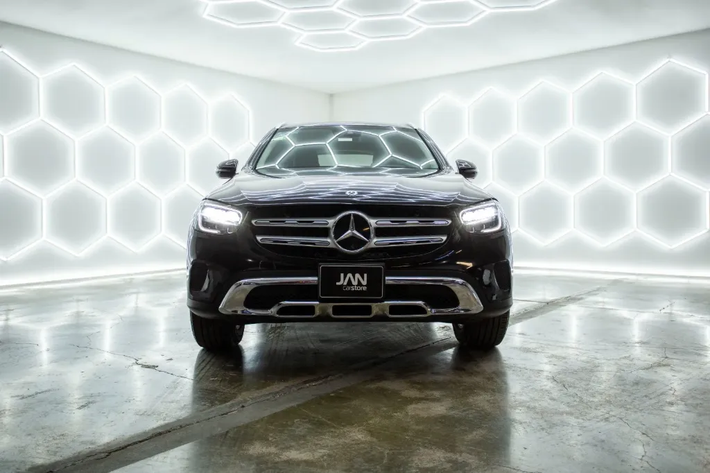 MERCEDES BENZ GLC300 COMFORT 2021